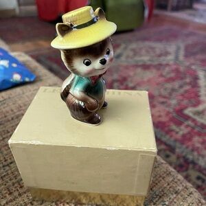 Vintage squirrel Salt Shaker Figurine with Hat